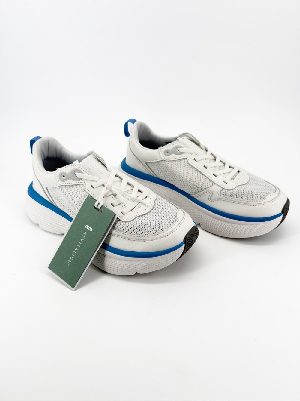 REVITALIGN Clio Orthotic Leather Walking Sneakers Lace Up White Blue 8.5 NEW